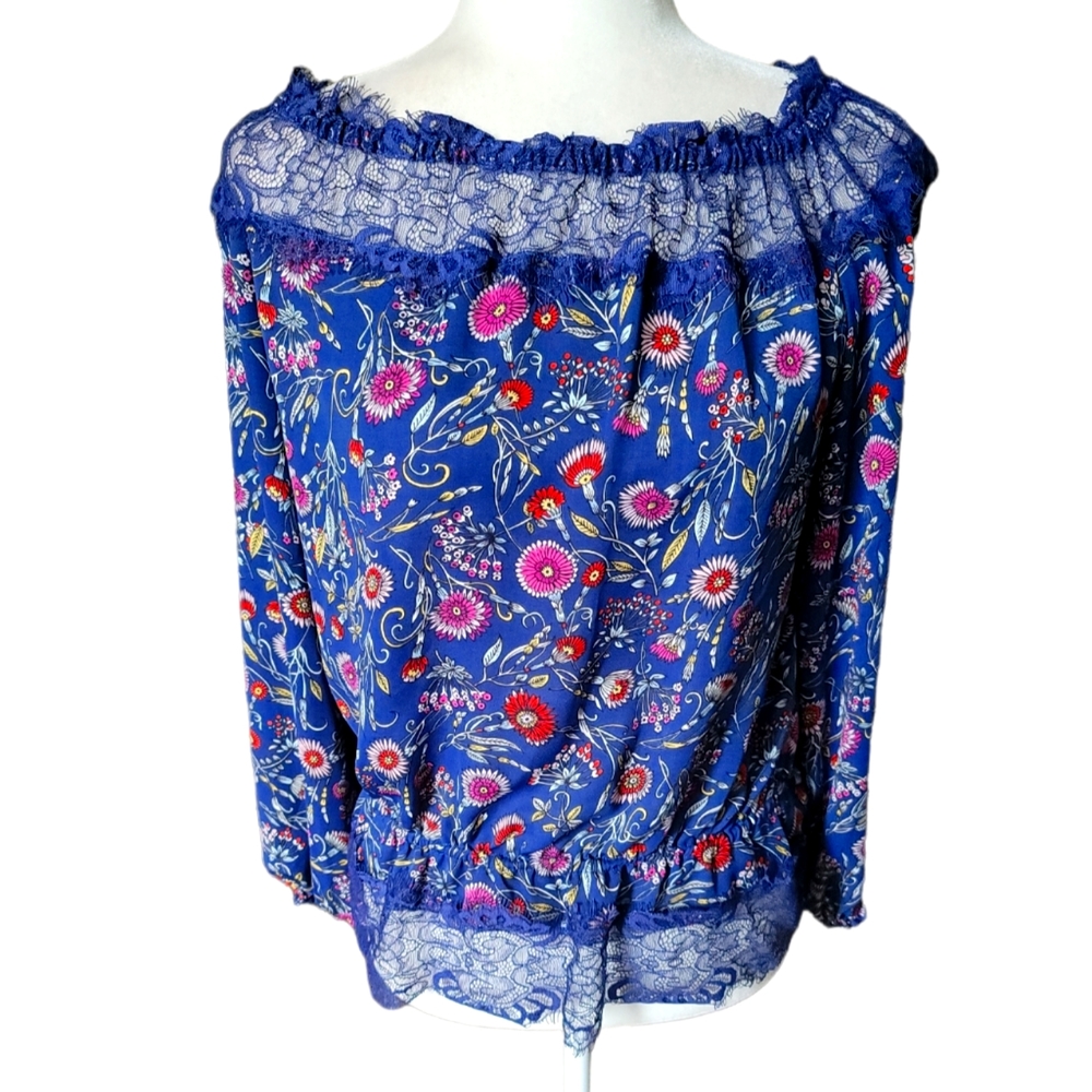 Jessica Simpson blue floral lace raw hem top blouse size xsmall boho style flowy